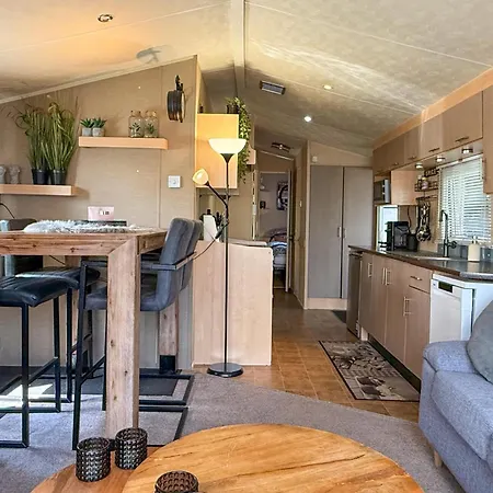 Amazing In With Wifi *