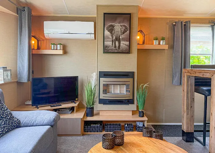 Amazing In With Wifi Elburg